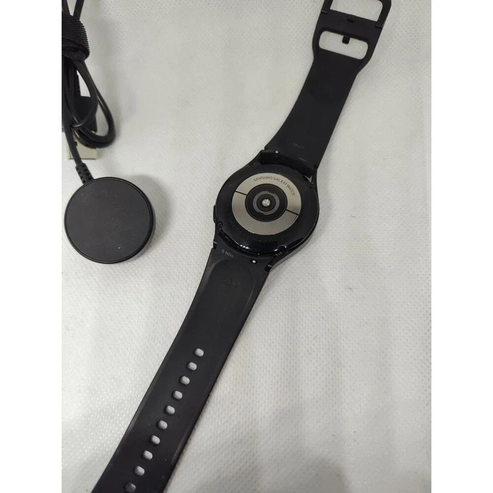 Samsung Galaxy Watch 4 / 40mm / Very Good Condition